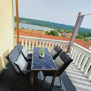 16 Apartman Čižići