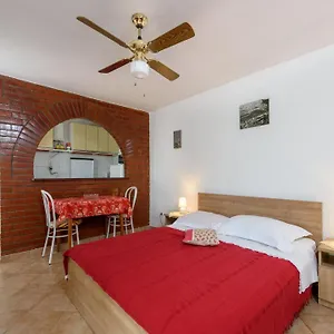 Mihaela Apartman